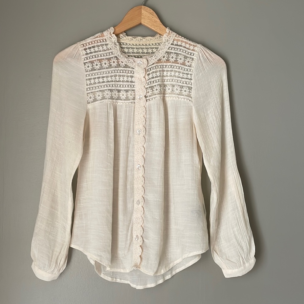 Blu Pepper lace trimmed button down blouse
